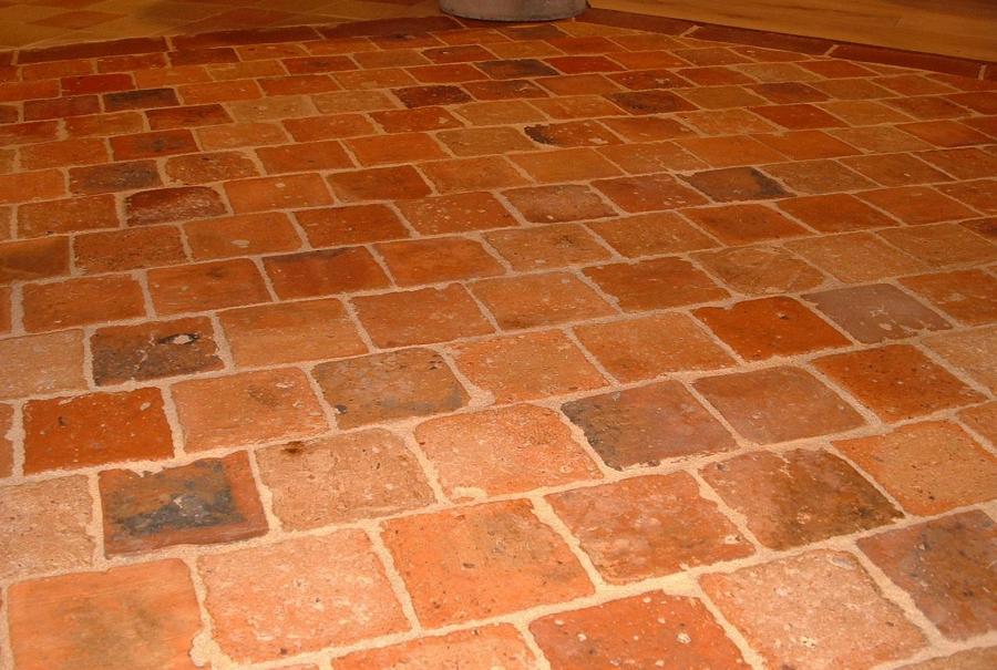 Carrelage ancien tomette