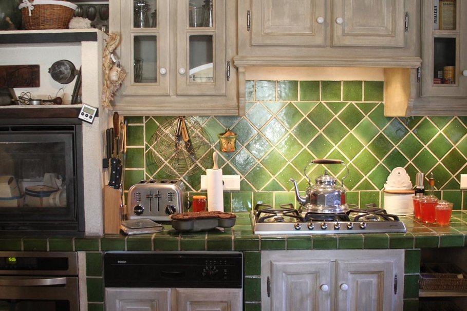 Carrelage cuisine vert olive