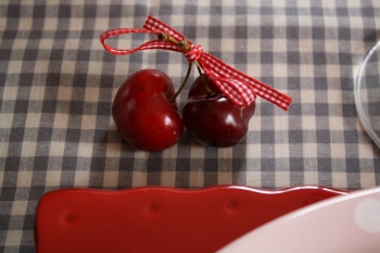 Assiette cerise maison du monde
