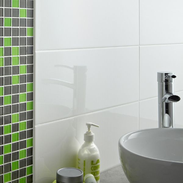 Carrelage mosaique gris brillant