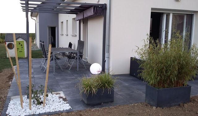 Carrelage anthracite terrasse