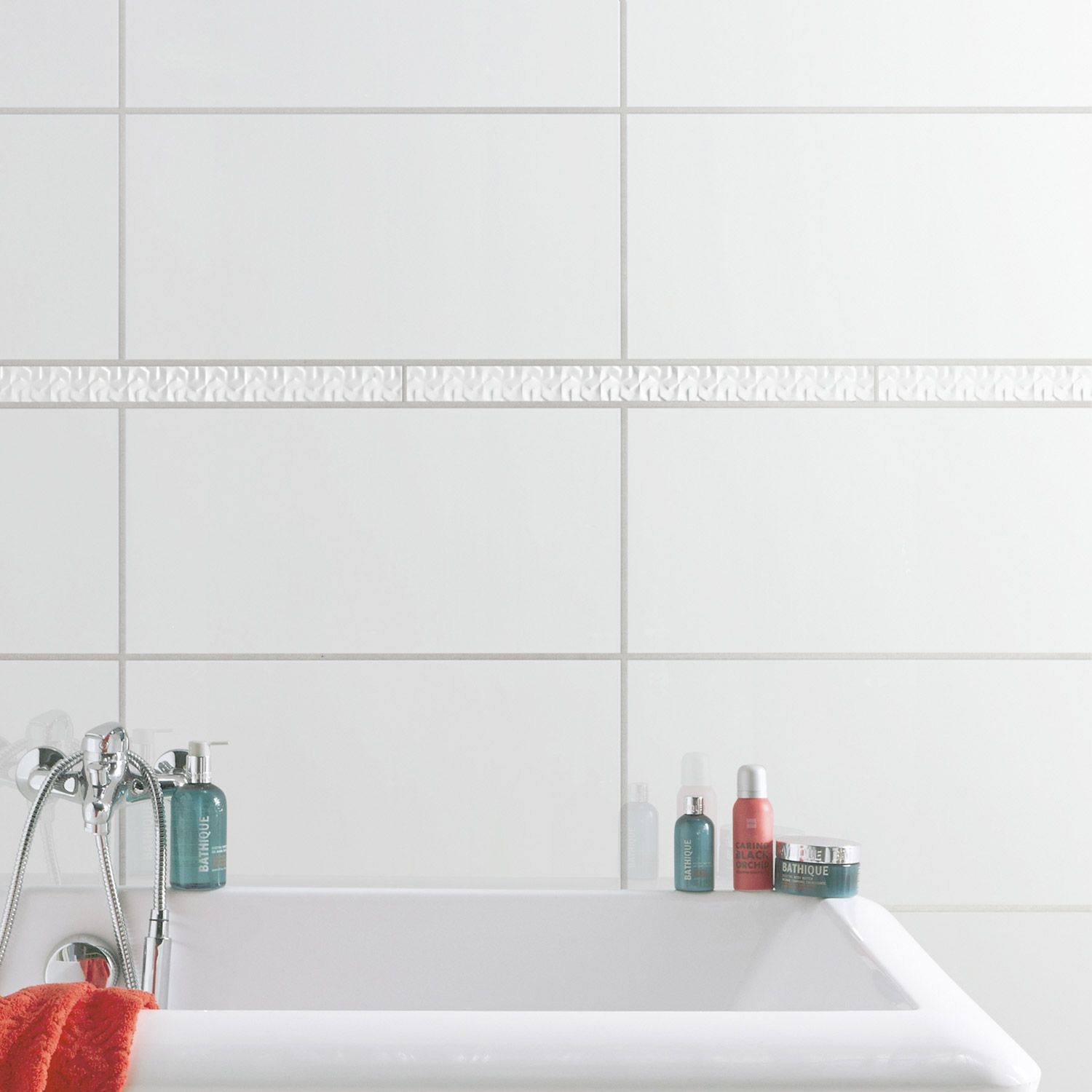 Carrelage rectangulaire blanc brillant
