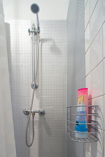 Carrelage adhésif salle de bain sol