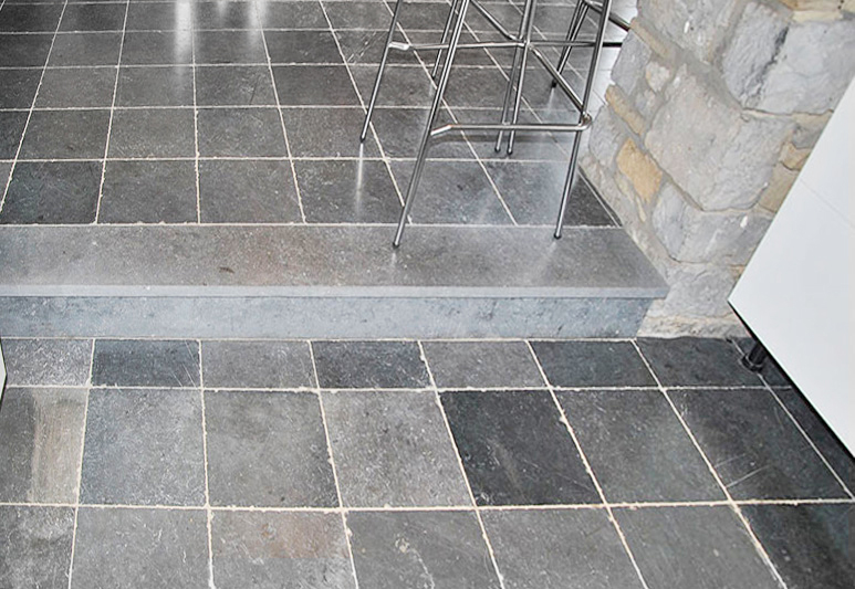 Carrelage pierre bleu de belgique