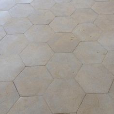 Carrelage ancien hexagonal