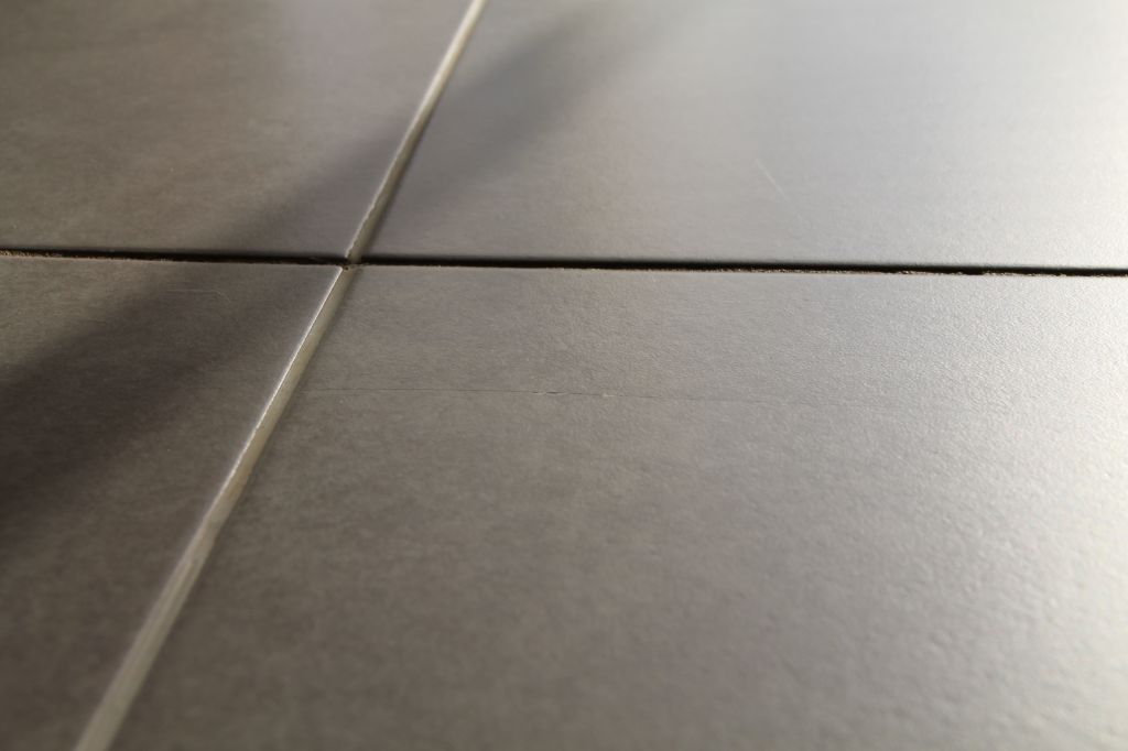 Carrelage qui craque