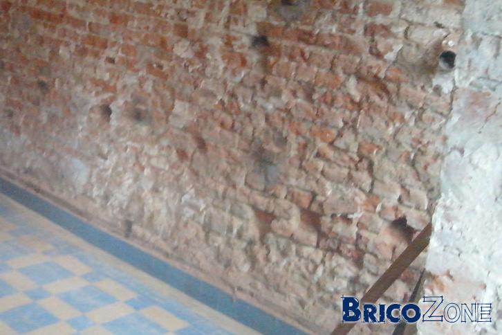 Enlever carrelage sur brique