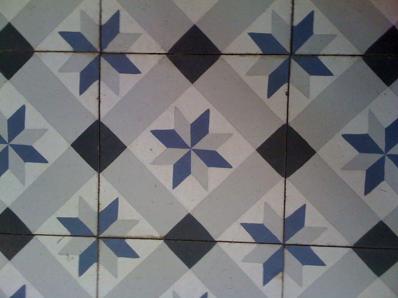 Carrelage carreaux de ciment rose