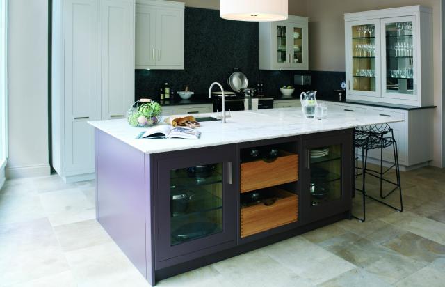 Cuisine plan de travail central