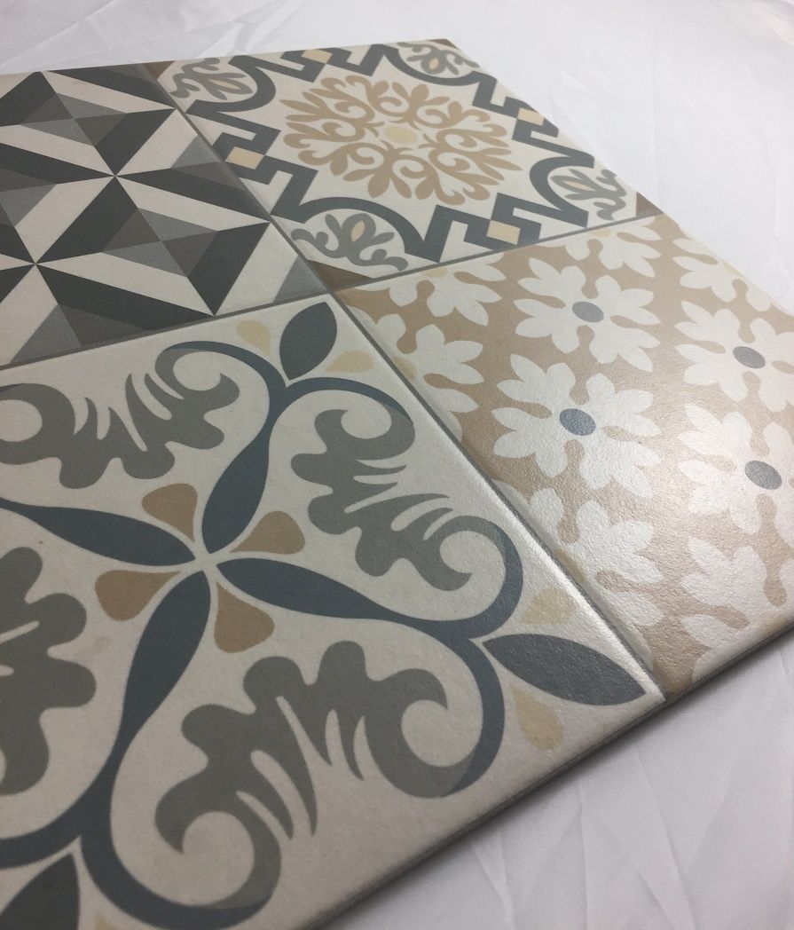 Carrelage style ancien gris