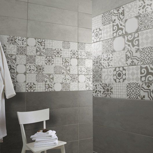 Carrelage gris mural