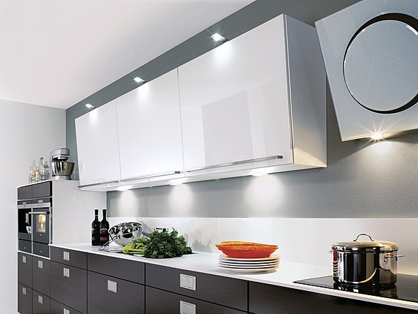 Eclairage meuble haut cuisine ikea