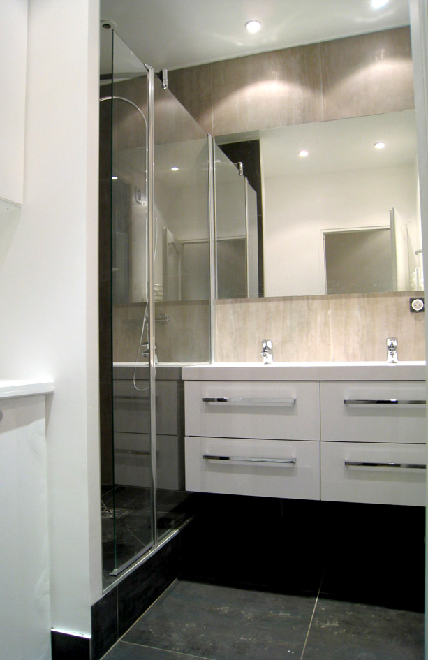 Distance entre carrelage et baignoire