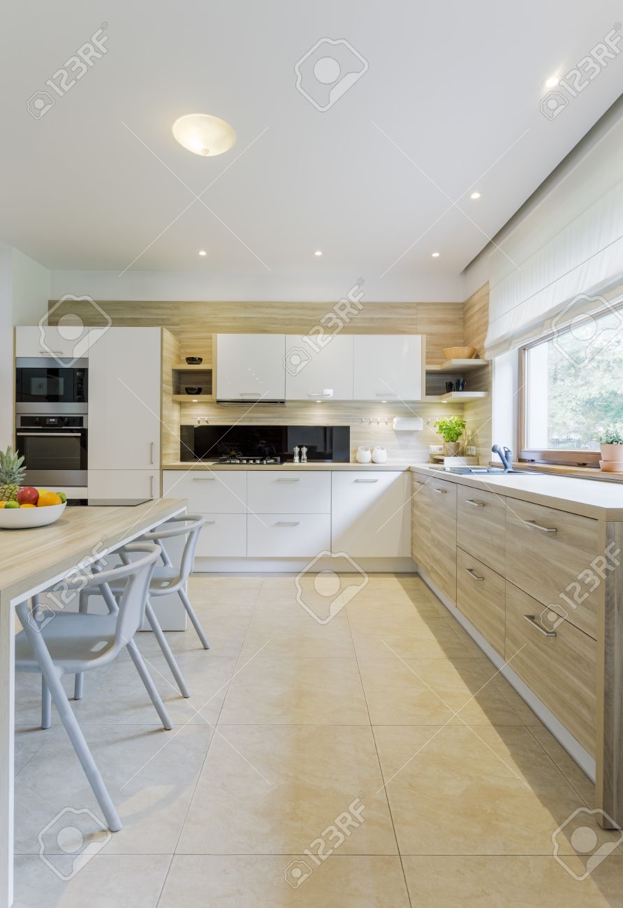 Carrelage sol cuisine beige
