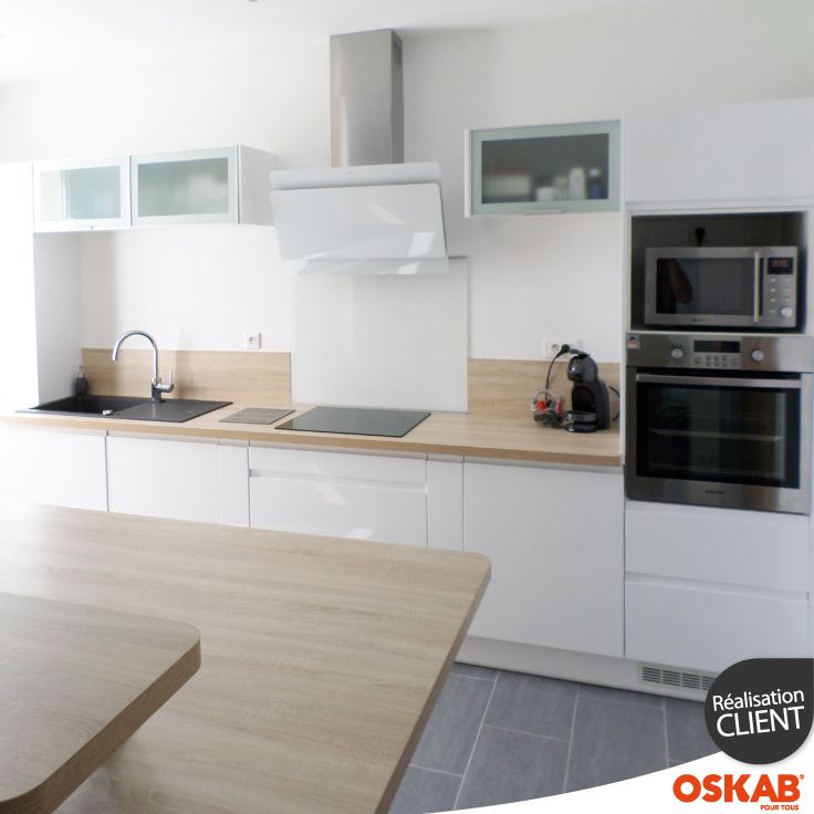 Cuisine plan travail bois clair