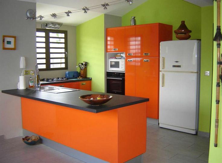 Decoration cuisine vert pistache et orange