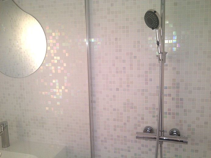 Carrelage mosaique nacre blanc