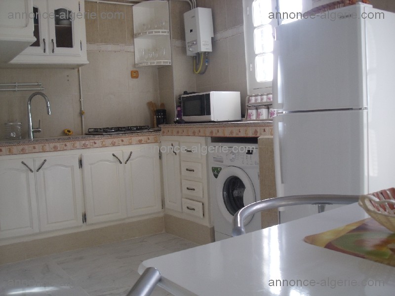 Modele de cuisine en beige