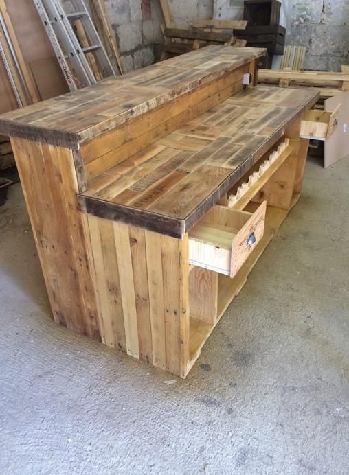 Table de cuisine en bois de palette