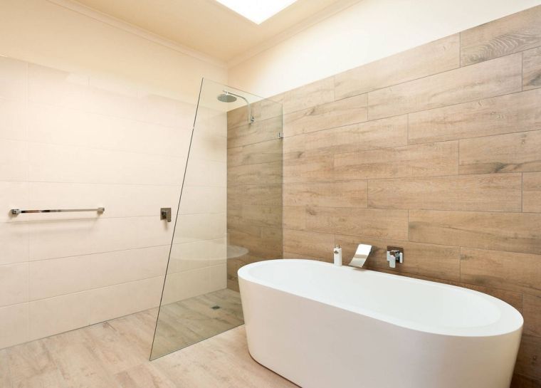 Carrelage ou parquet salle de bain