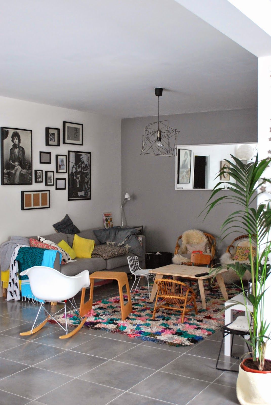 Carrelage gris mur
