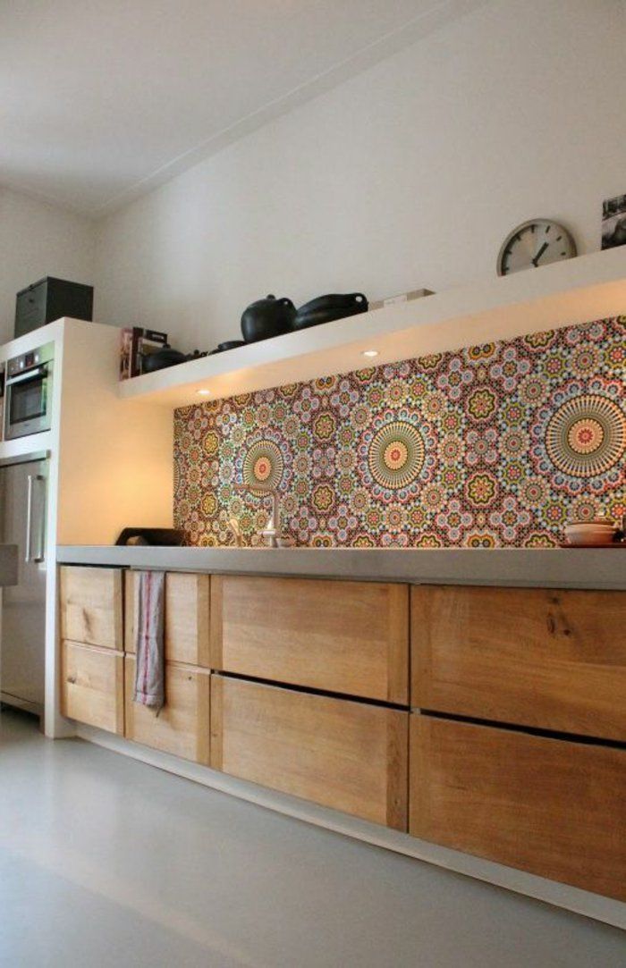 Recouvrir un carrelage mural dans une cuisine