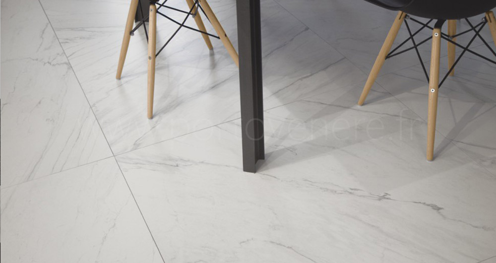 Carrelage marbre blanc