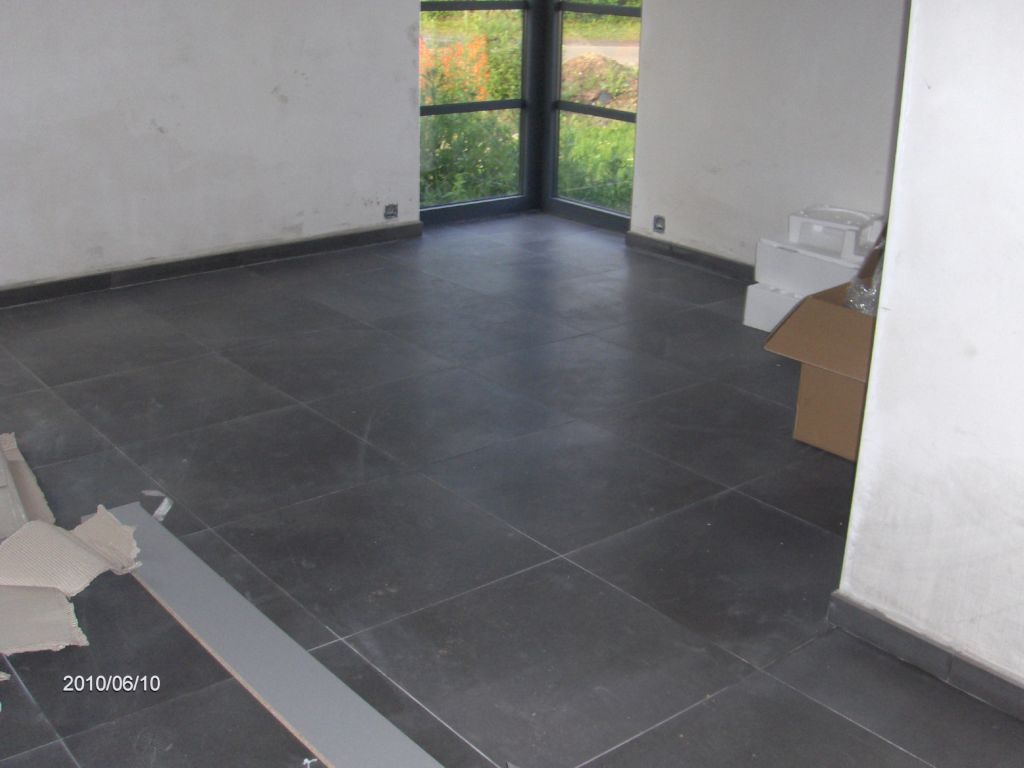 Carrelage anthracite maison