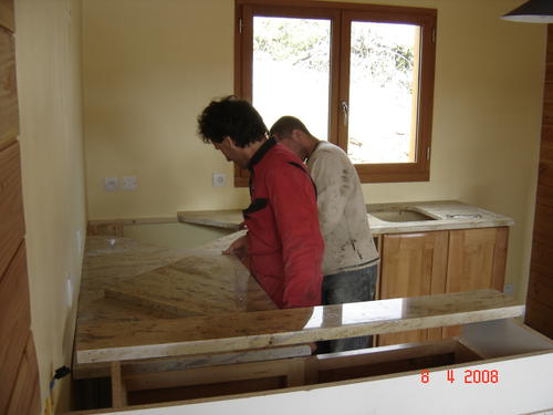 Pose plan travail cuisine granit