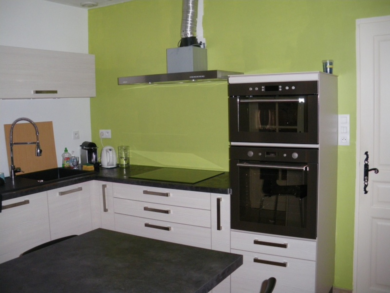 Quoi mettre sur carrelage mural cuisine