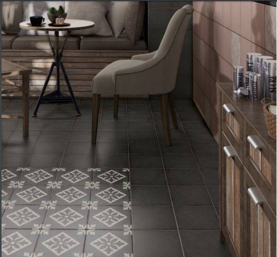 Carrelage blanc qui devient gris