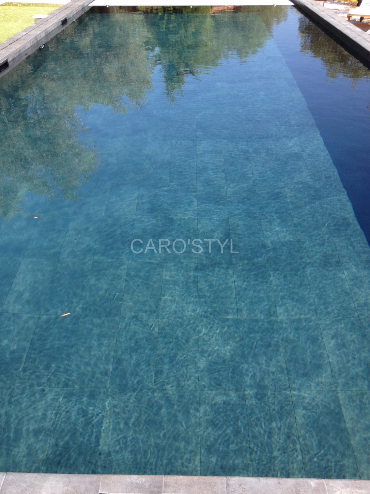 Carrelage ardoise pour piscine