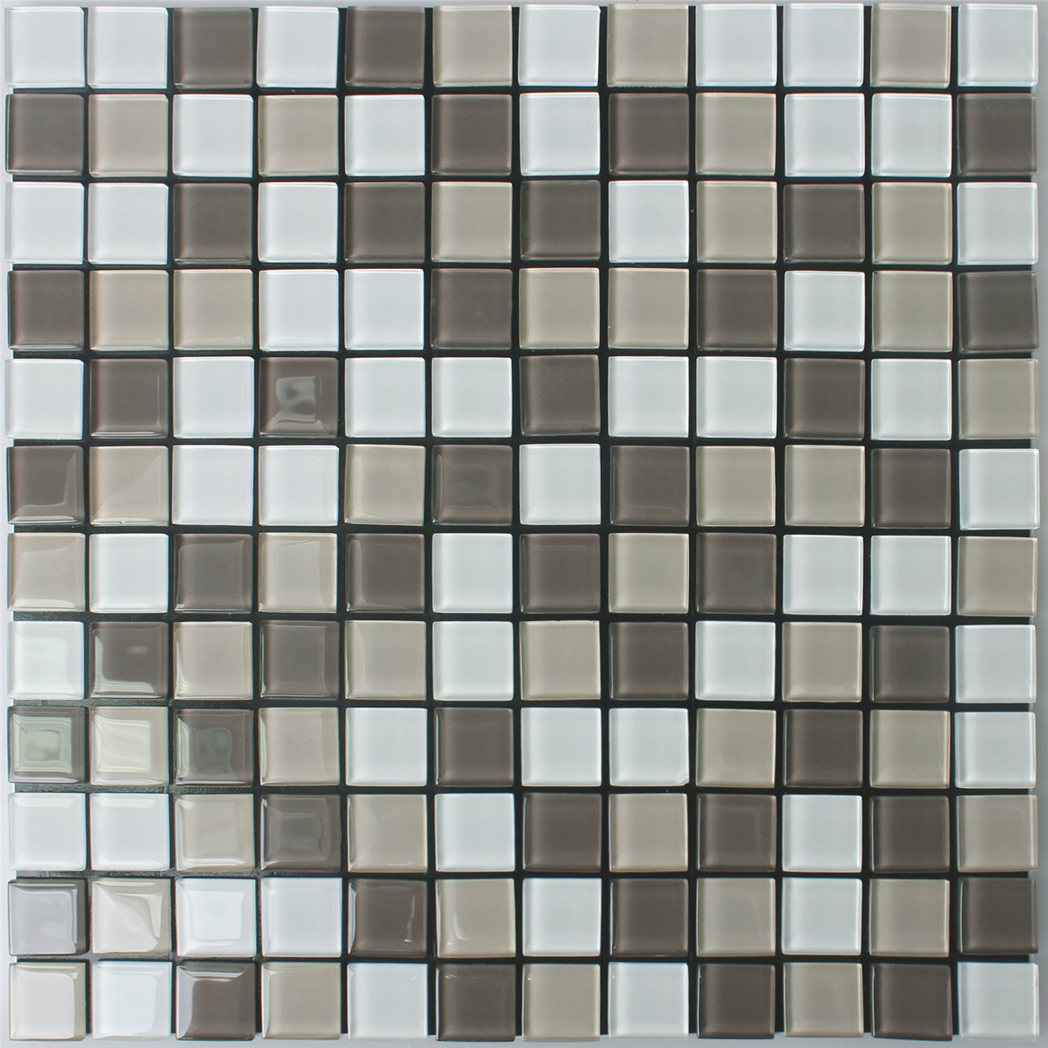 Carrelage mosaique brun