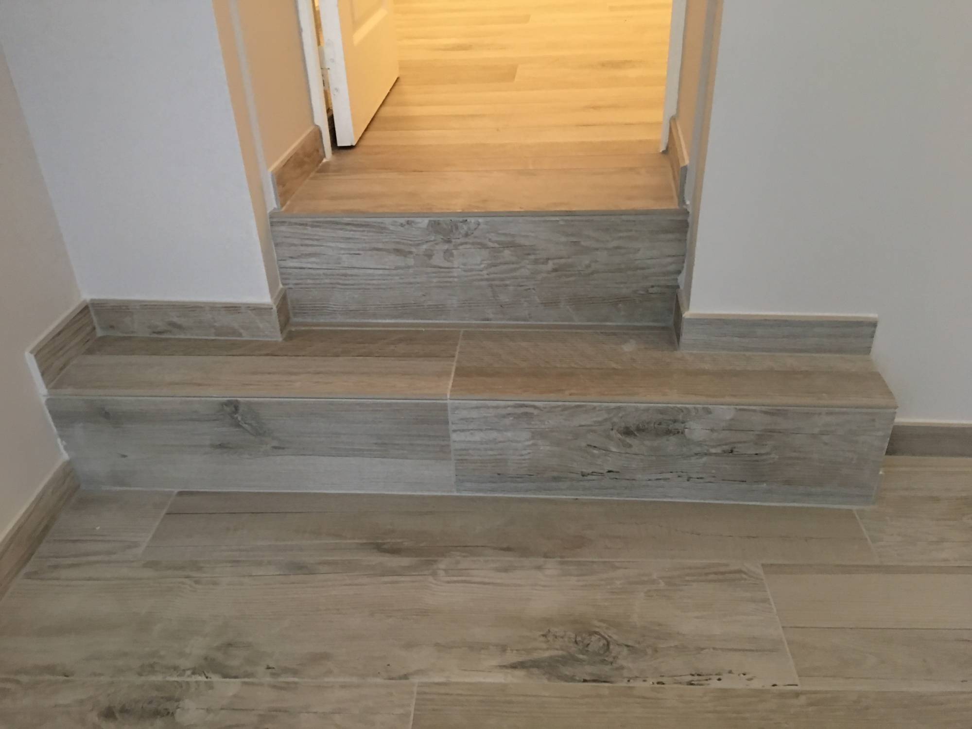Carrelage renovation imitation bois