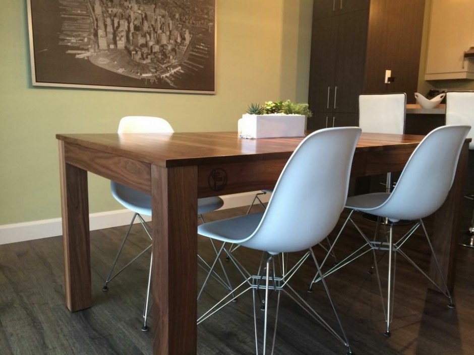 Table de cuisine grandeur