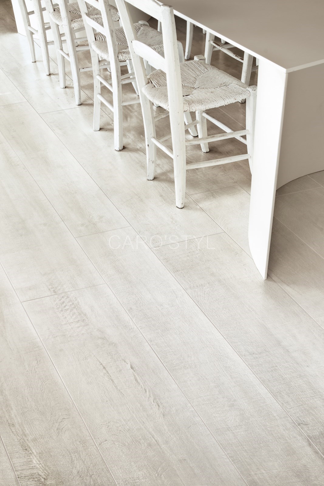 Carrelage beige pleine masse