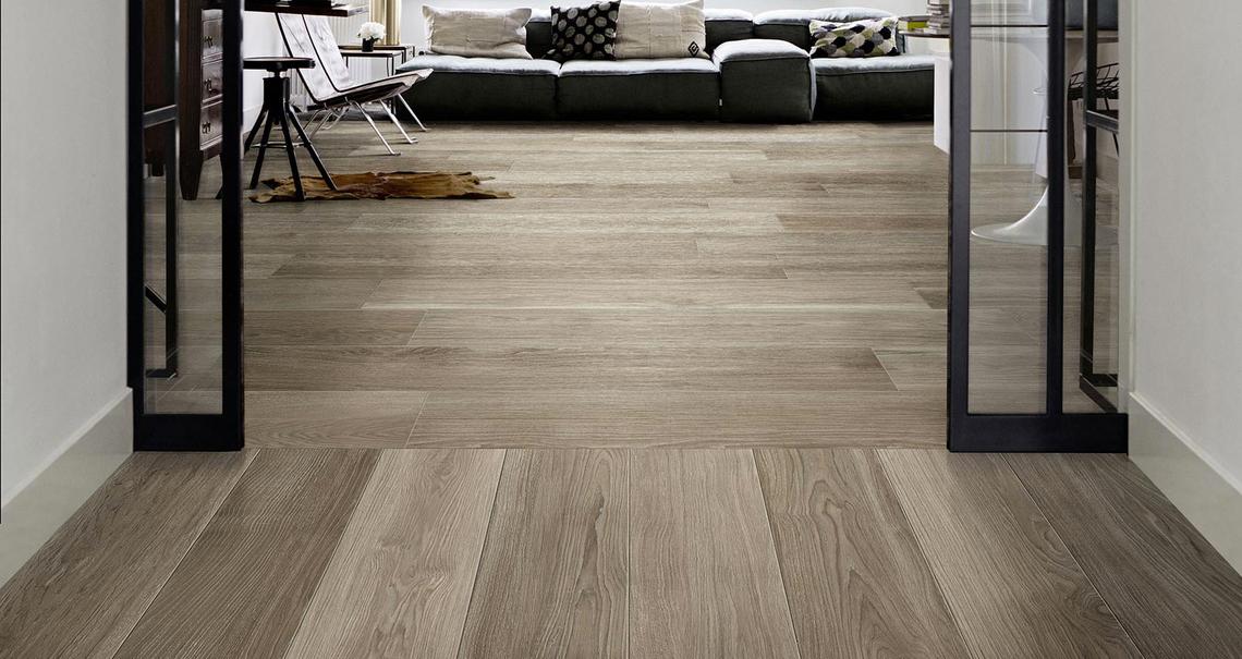 Carrelage sol aspect bois
