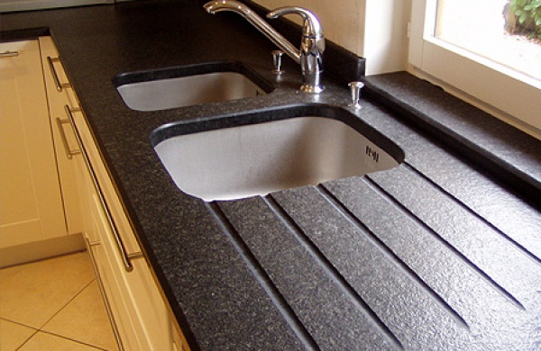 Plan de cuisine granit noir