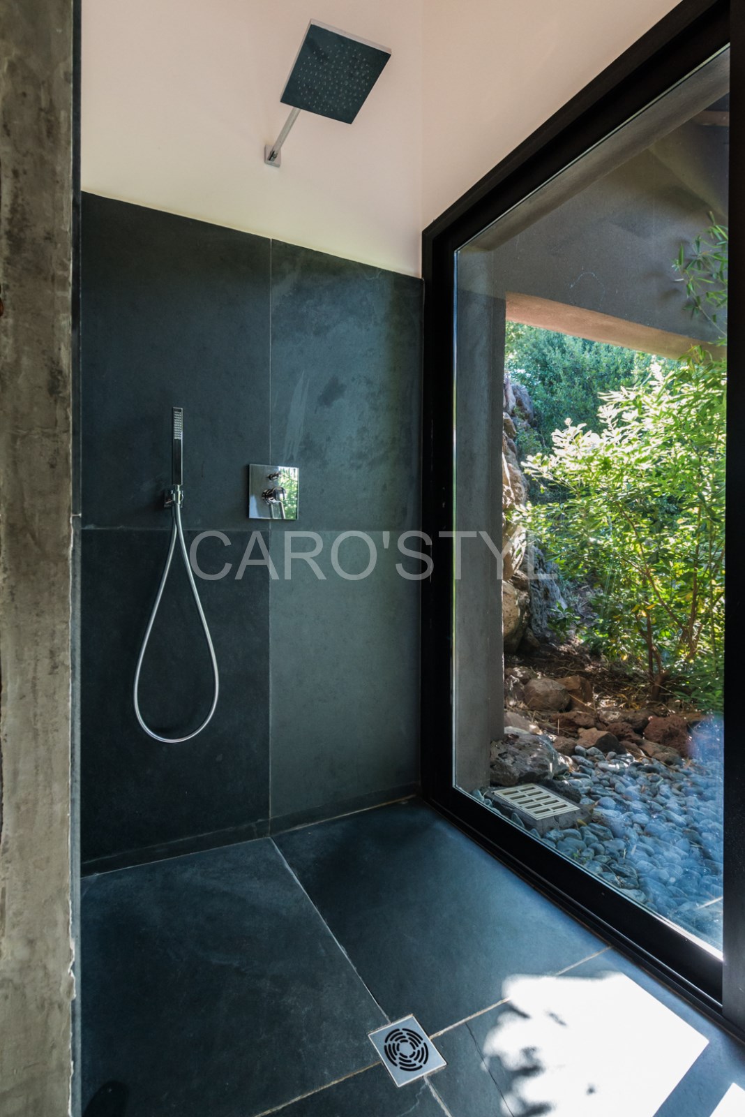 Carrelage imitation ardoise noire