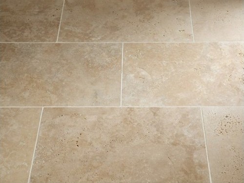 Carrelage travertin beige