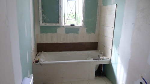 Pose carrelage dessus baignoire