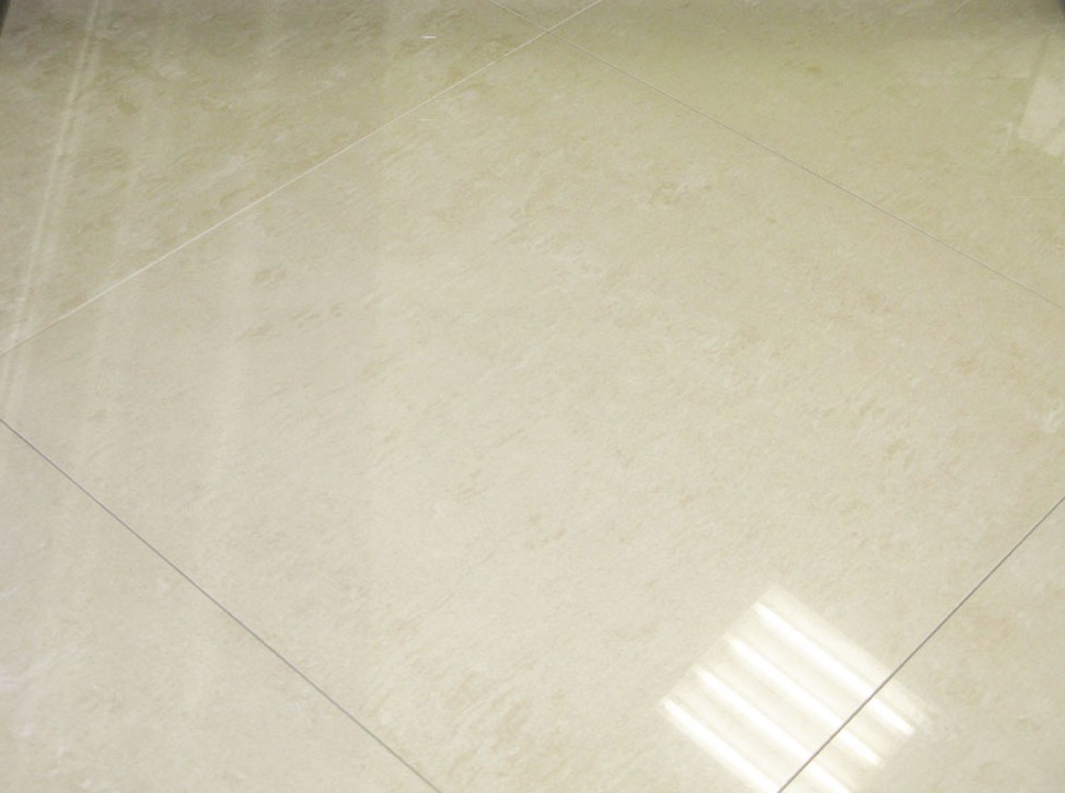 Carrelage travertin brillant