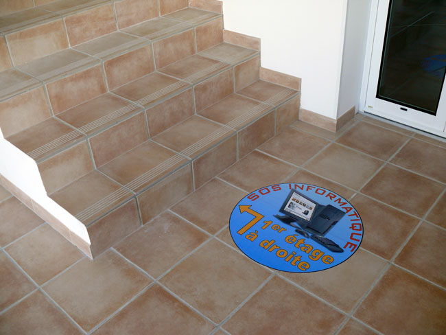 Carrelage de sol adhesif