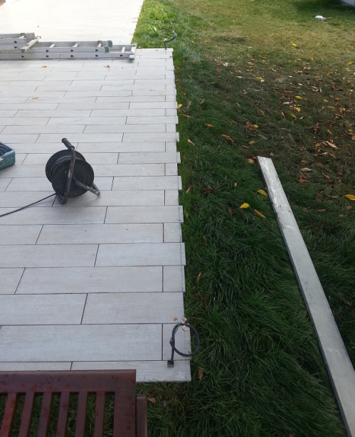 Carrelage exterieur avec rebord