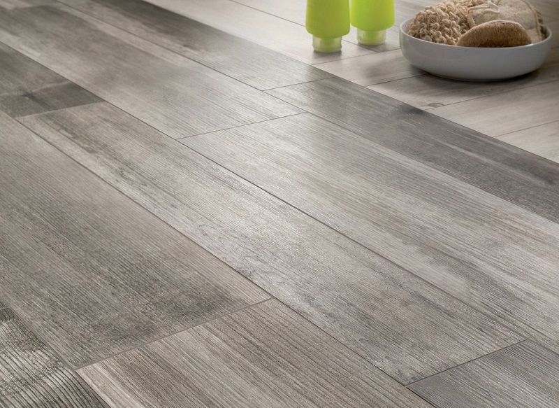 Carrelage effet parquet gris
