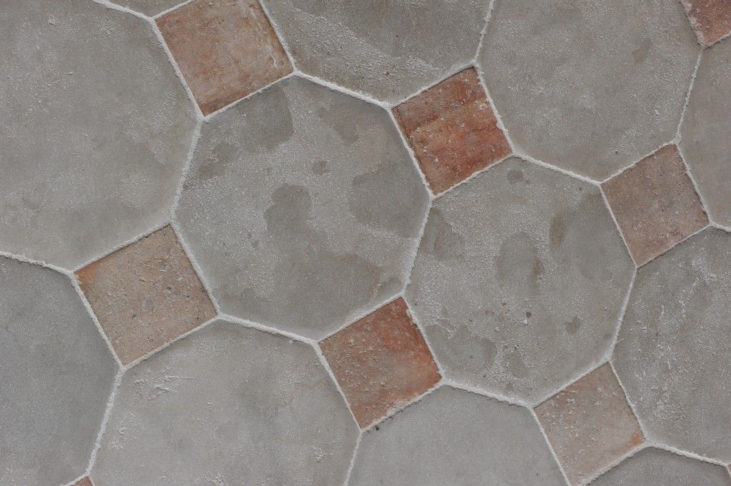 Carrelage ancien à cabochon