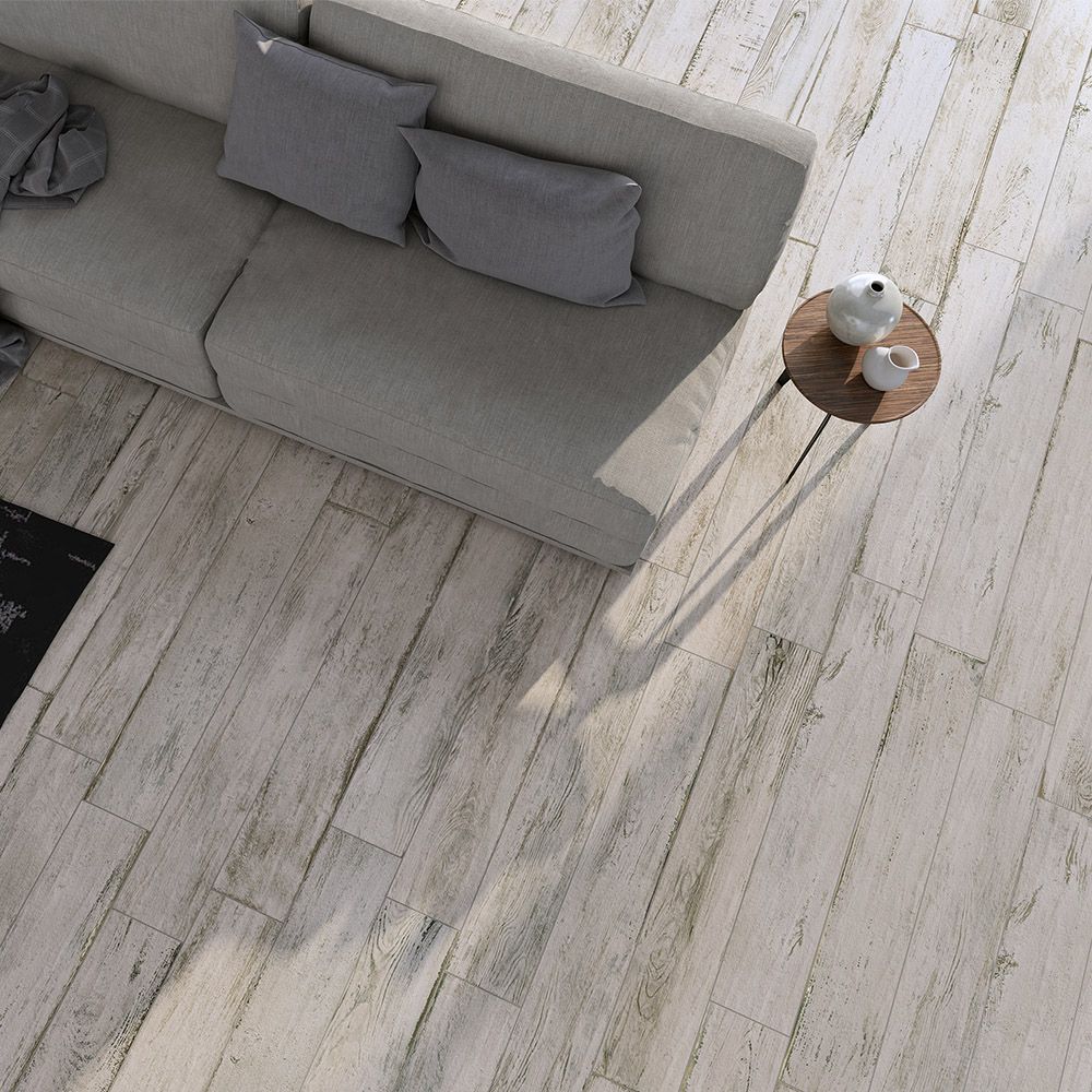 Carrelage imitation bois retifié