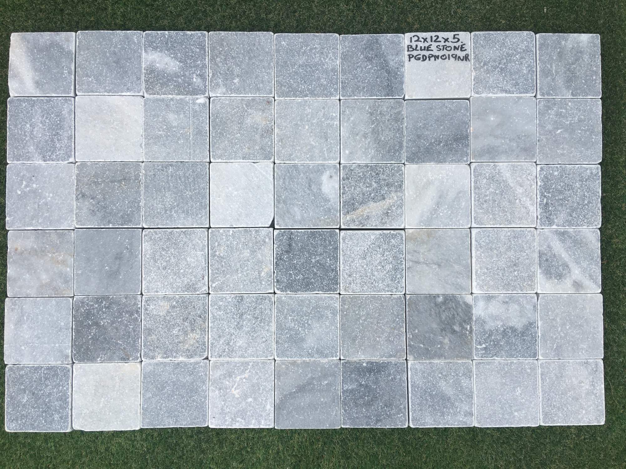 Carrelage exterieur effet pave