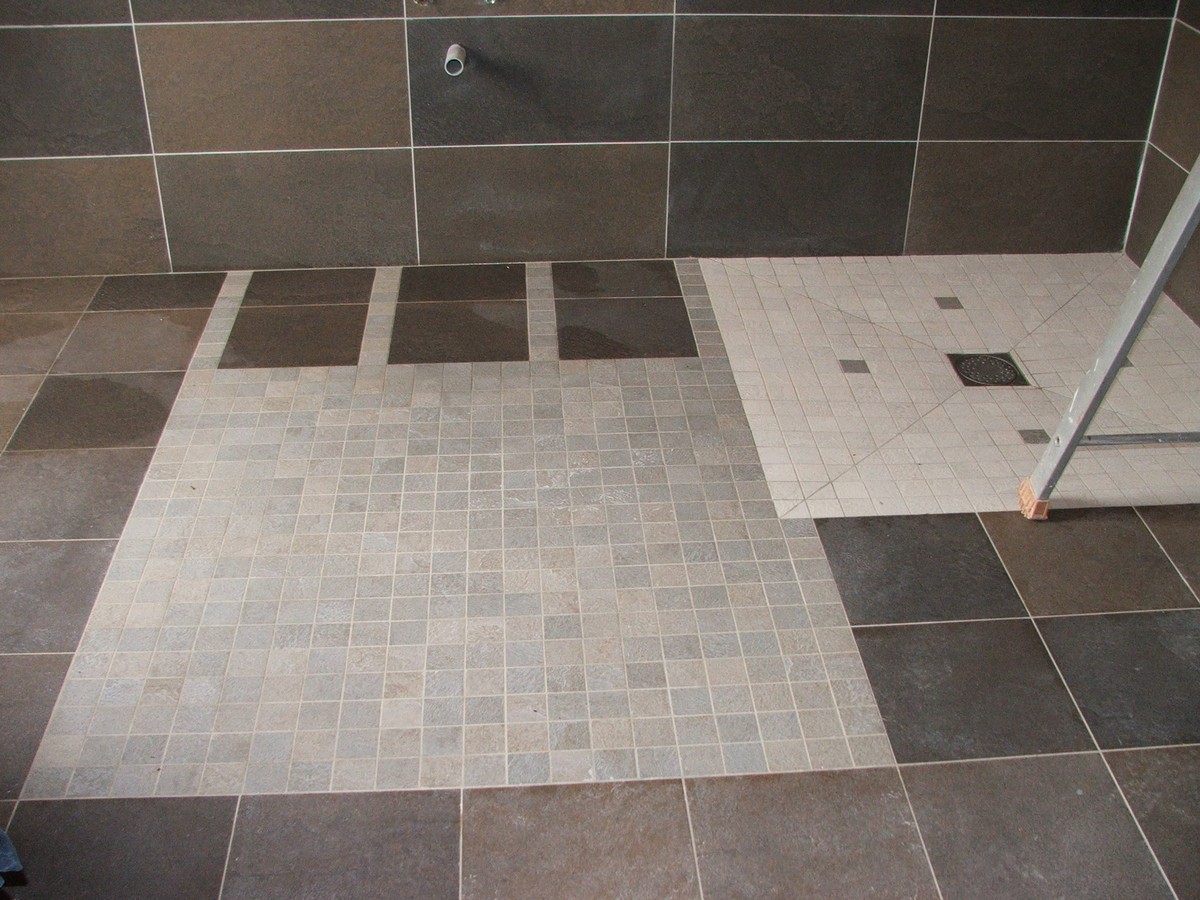 Carrelage antiderapant pour douche a l'italienne
