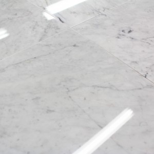 Carrelage gris blanc